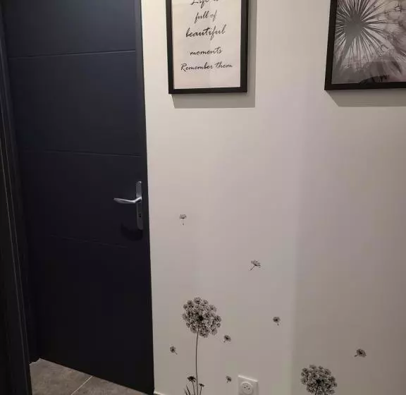 ベッドアンドブレックファースト Le Qg Chez Flo Et David