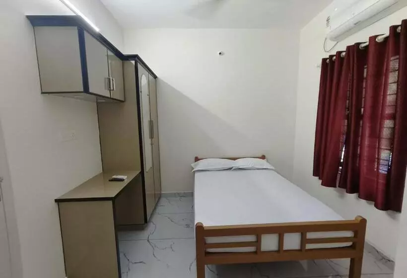Aamiaismajoitus (B&B) Rais Residancy