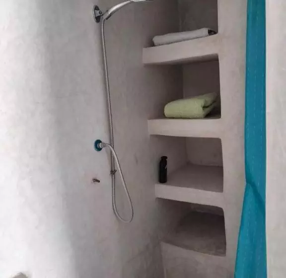 تختخواب و صبحانه Riad Royal