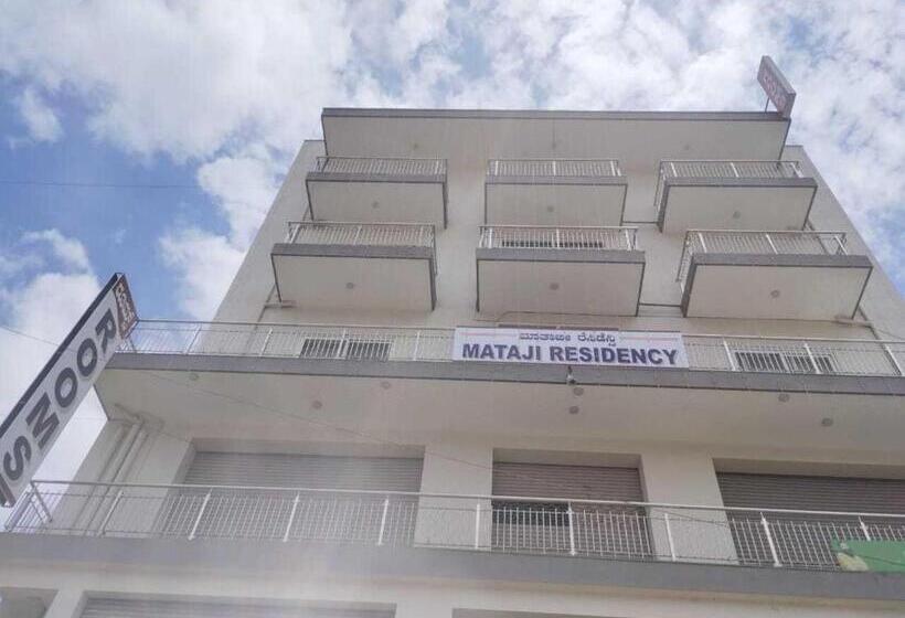 호텔 Oyo Mataji Residency