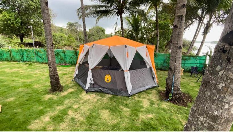 Hotel Serene Retreat Heaven