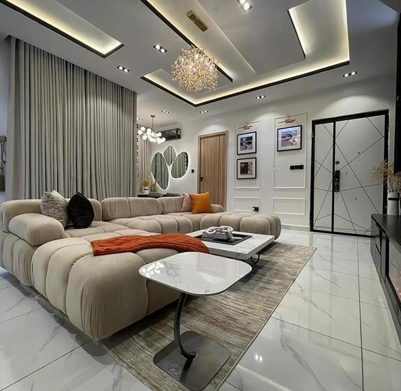 پانسیون Dd S Shortlets And Apartments