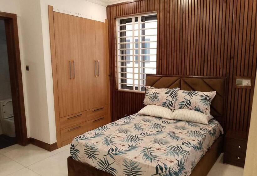 بنسيون Oyster Golf 3 Sakumono Holiday Apartments