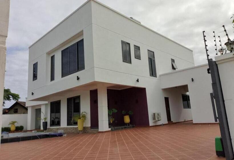 بنسيون Oyster Golf 3 Sakumono Holiday Apartments