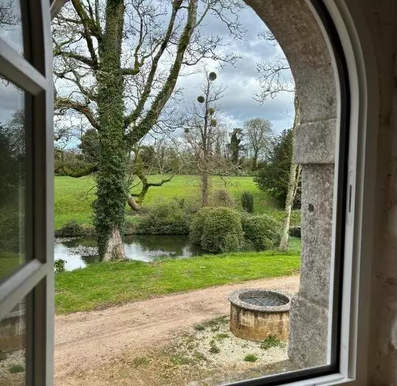 Aamiaismajoitus (B&B) Les Communs De Chiffrevast