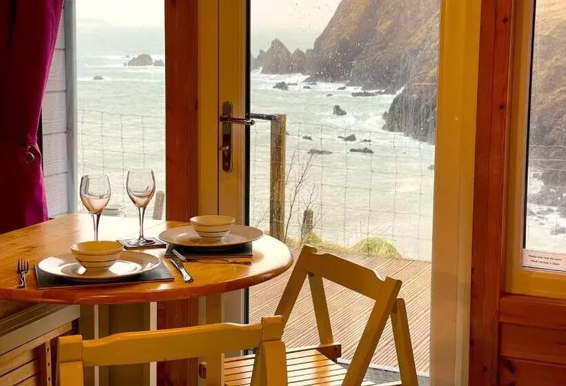 Aamiaismajoitus (B&B) Seapods   Isle Of Lewis   An Unforgettable Stay On The Edge Of The Atlantic Ocean With Sea Views