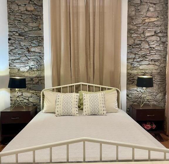 Syd S City Center Bed And Breakfast