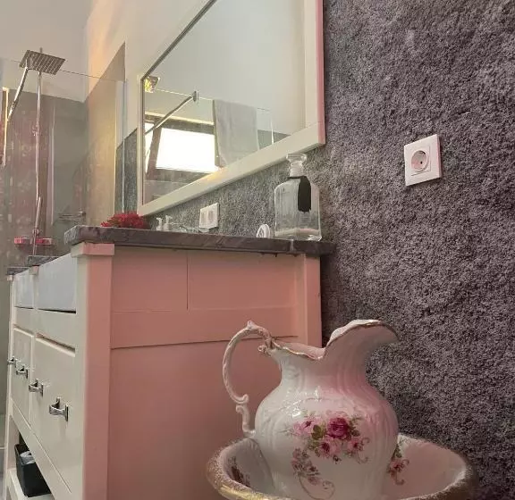 Syd S City Center Bed And Breakfast