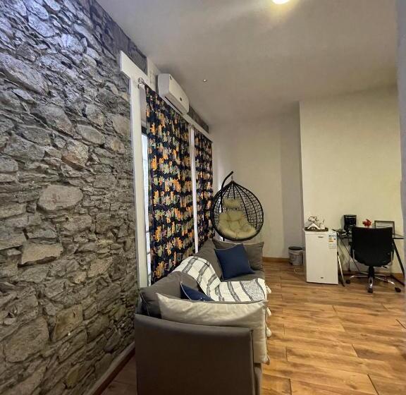 Syd S City Center Bed And Breakfast