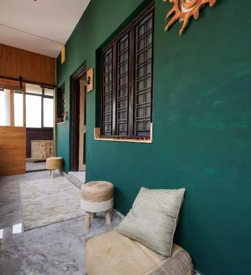 هتل Aavya Wellness Retreat Center