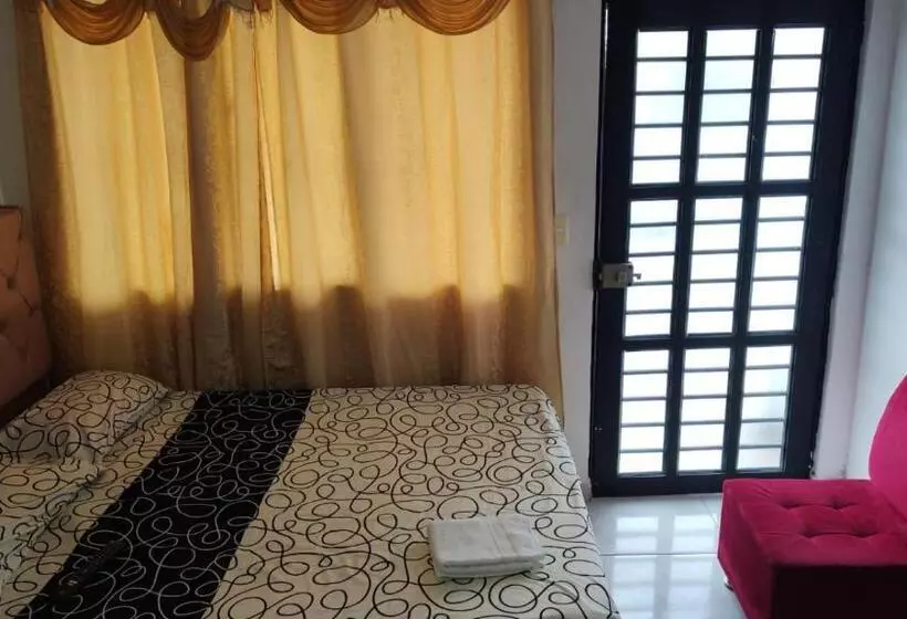 Hotel Adara
