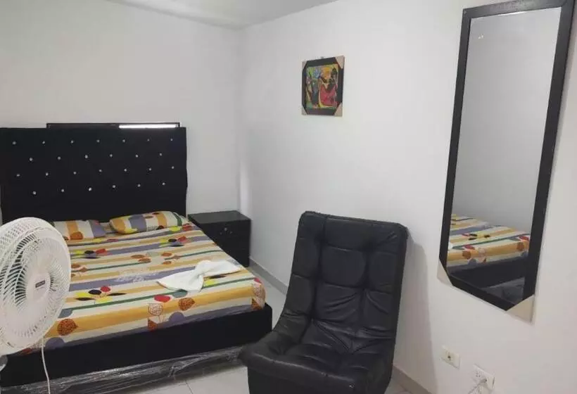 Hotel Adara