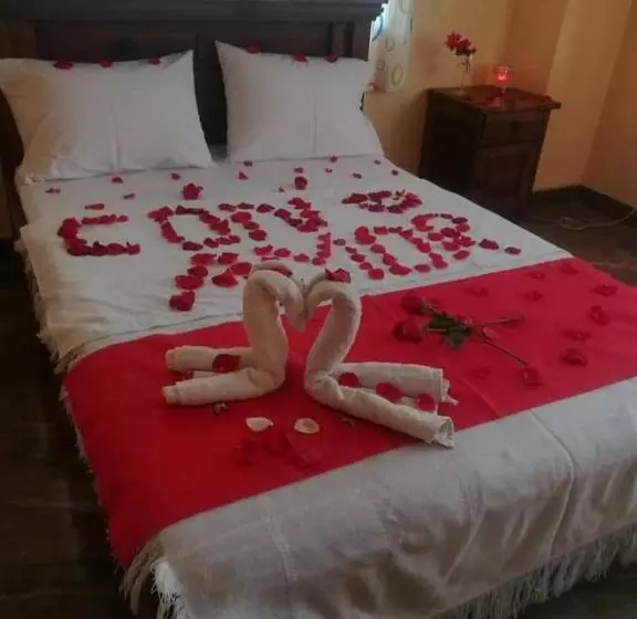 Hotelli Club Social Villa Victoria