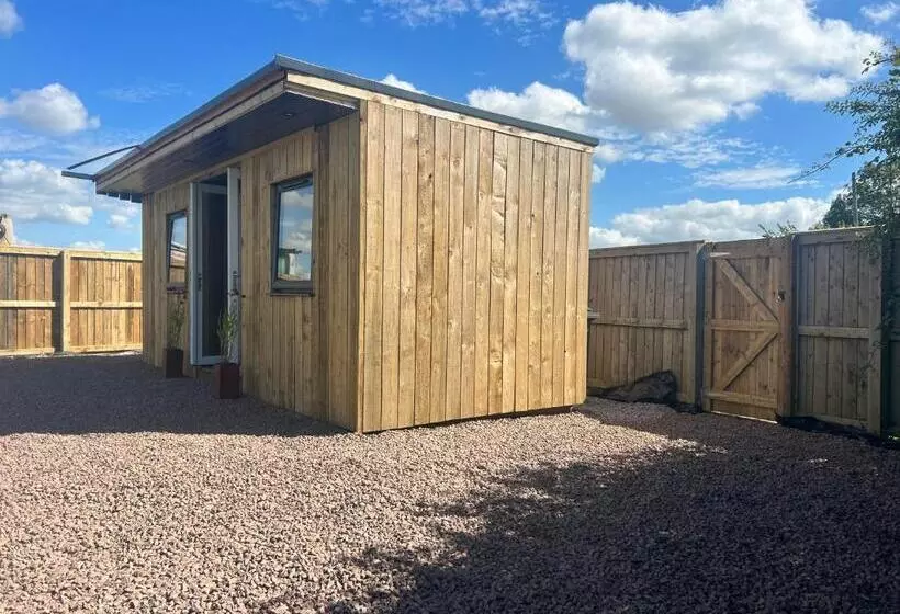 Kapselihotelli Maylands Farm Glamping Pod