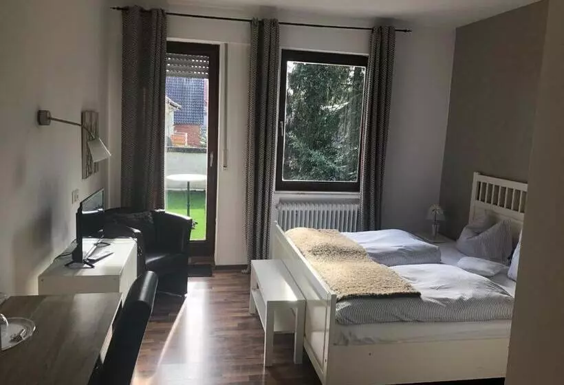 Hotelli Deutsches Haus