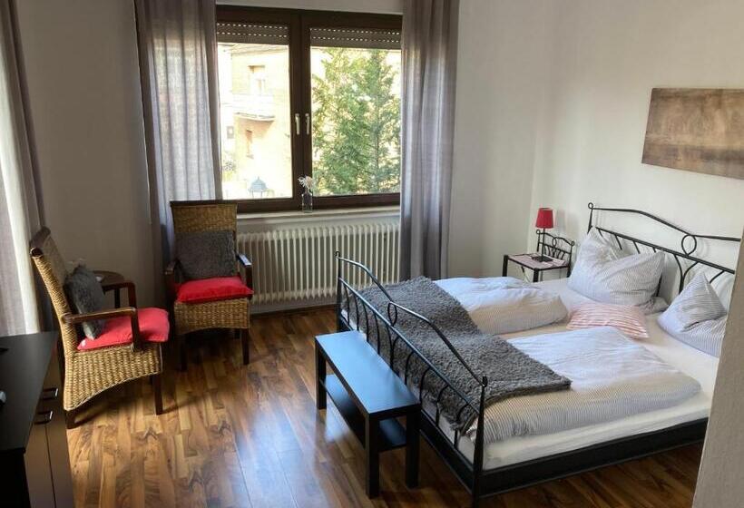 فندق Deutsches Haus