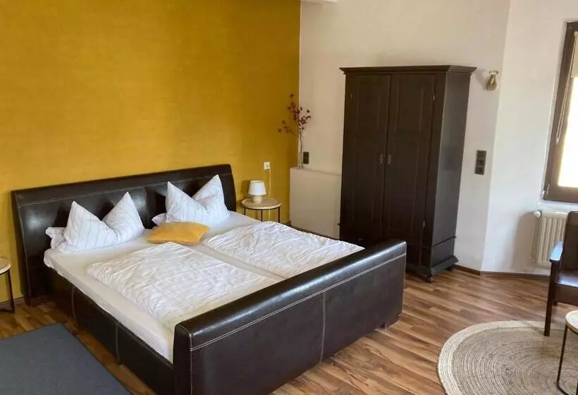 Hotelli Deutsches Haus