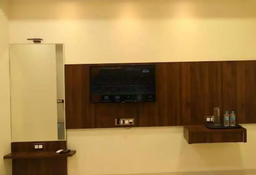 ホテル Harshali Residency, Khopoli, Near Imagica