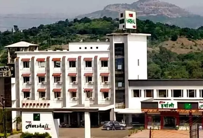 ホテル Harshali Residency, Khopoli, Near Imagica
