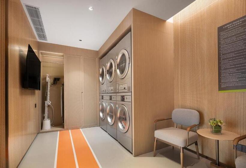 هتل Home2 Suite By Hilton Wuhan Economic Development Zone