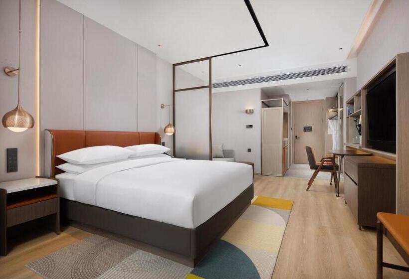 هتل Home2 Suite By Hilton Wuhan Economic Development Zone