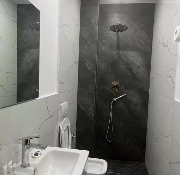 هتل Luli City Center