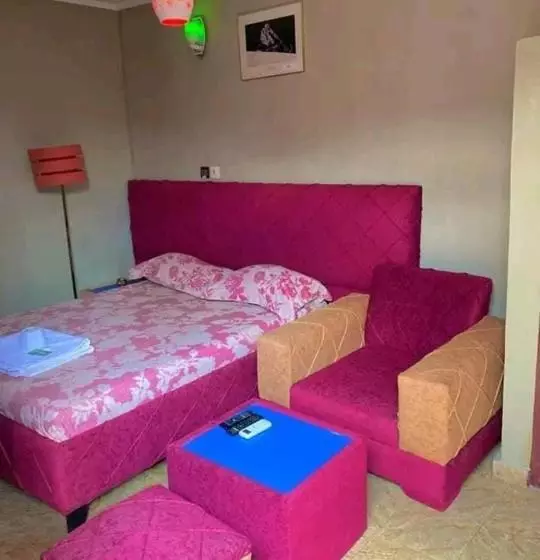 Hotelli Mini Hôtel Oasis