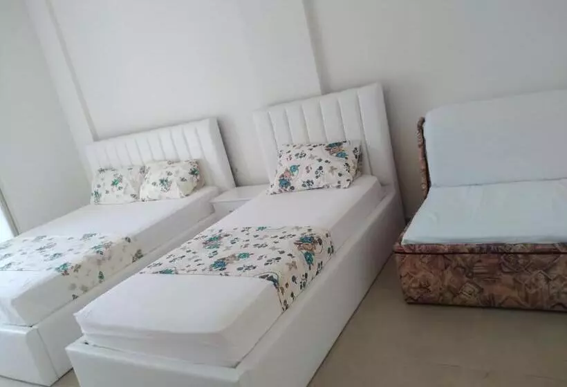 ペンション B&b Rental Arli Eris