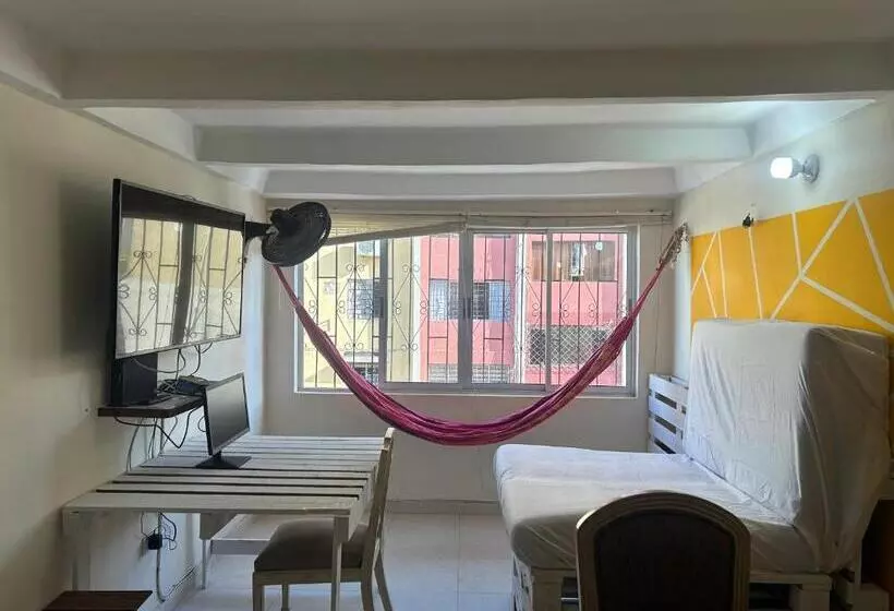 پانسیون Eco Friendly Cozy Bunk Room With Private Bath Near Airport