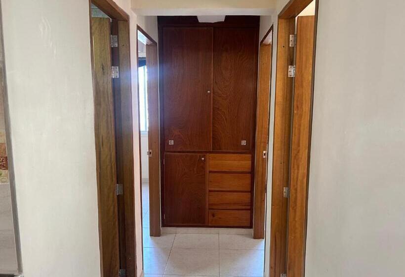 پانسیون Eco Friendly Cozy Bunk Room With Private Bath Near Airport