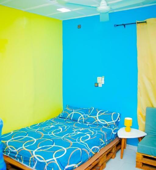 پانسیون Parakou S Paradise