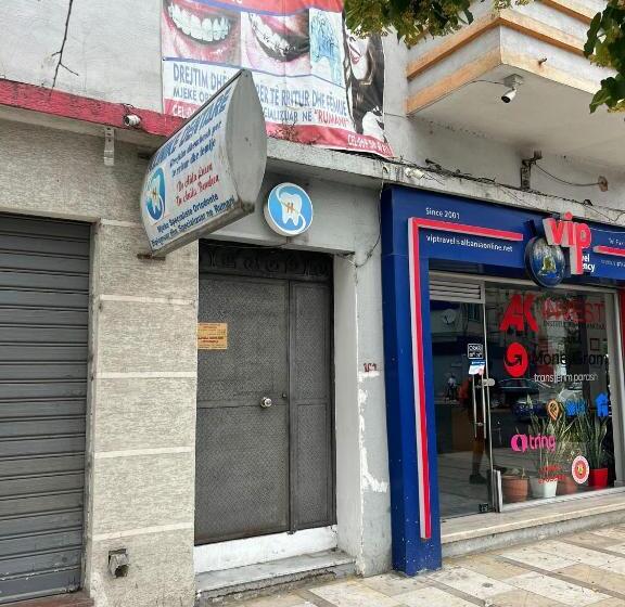 پانسیون Port Side Rooms