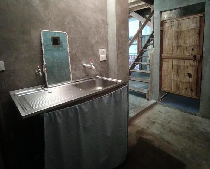 הוסטל Eden Garden