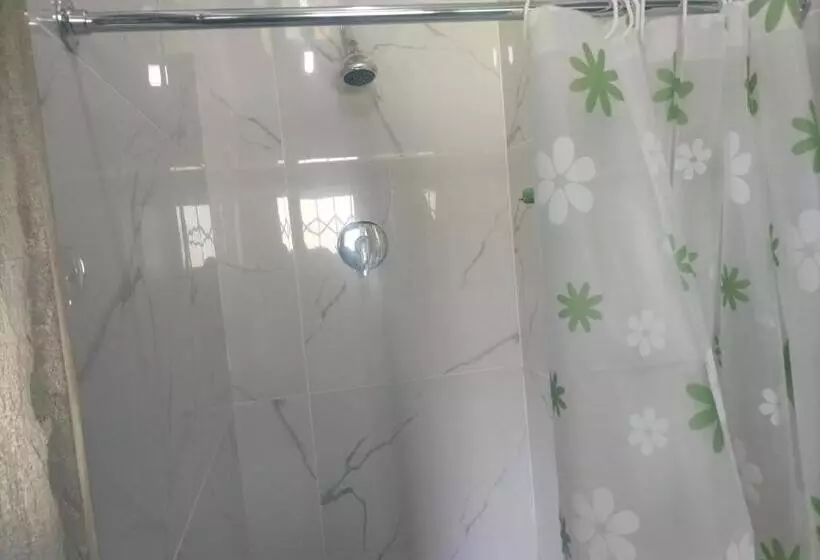 Retkeilymaja Monarca Inn   Affordable Accomodation In Makwane Molapo Location Qwaqwa