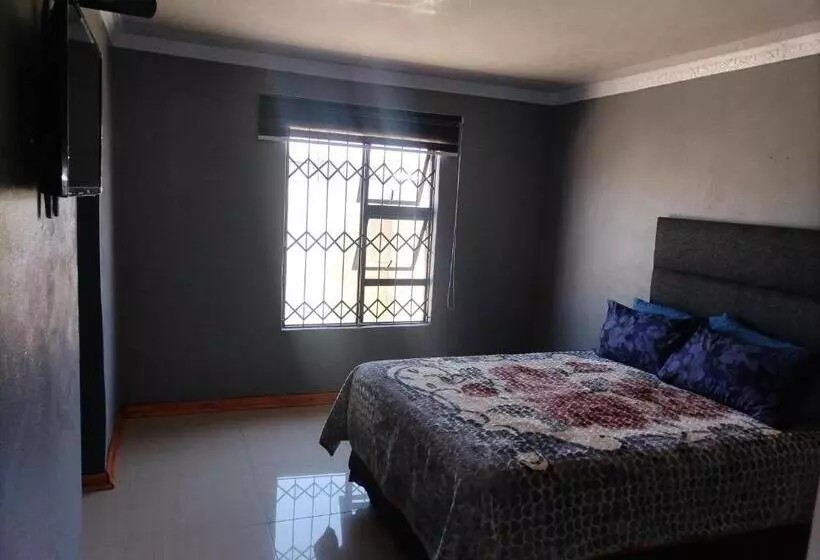 Retkeilymaja Monarca Inn   Affordable Accomodation In Makwane Molapo Location Qwaqwa