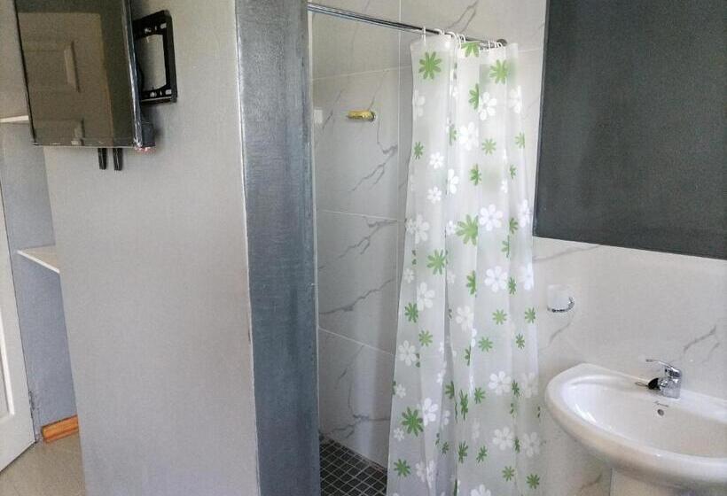 Hostel Monarca Inn Affordable Accomodation In Makwane Molapo Location Qwaqwa