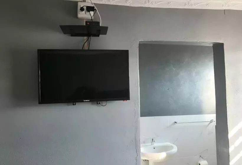 Retkeilymaja Monarca Inn   Affordable Accomodation In Makwane Molapo Location Qwaqwa