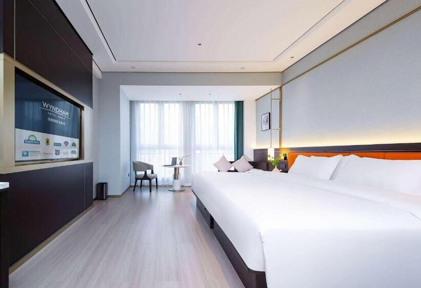 Days Hotel By Wyndham Changsha Kaifu