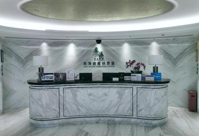 Hotel East Pacific Passenger Lounge Departure Area, 3rd Floor