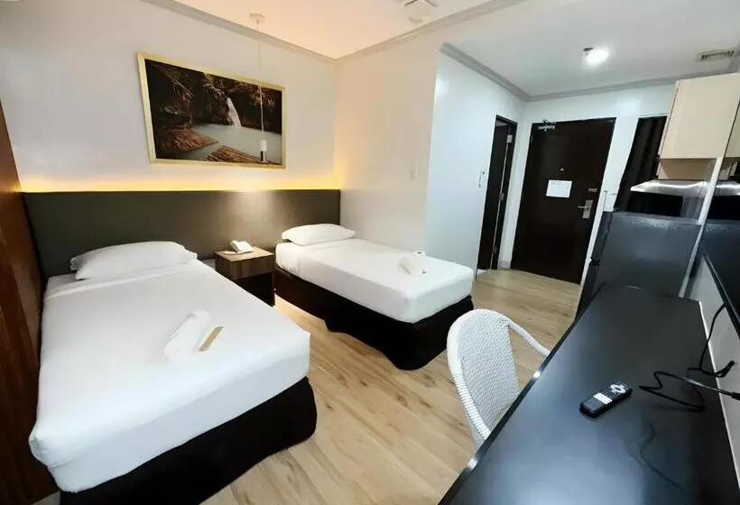 ホテル Madison Suites