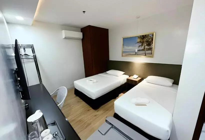 ホテル Madison Suites