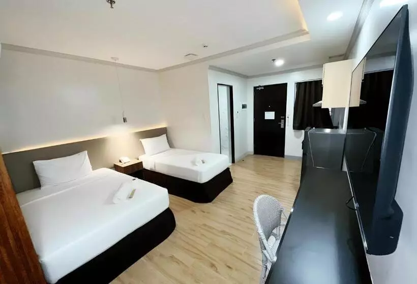 ホテル Madison Suites