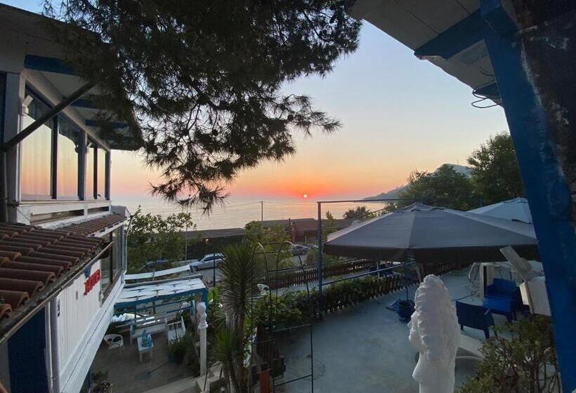 בית מלון כפרי Tramonto