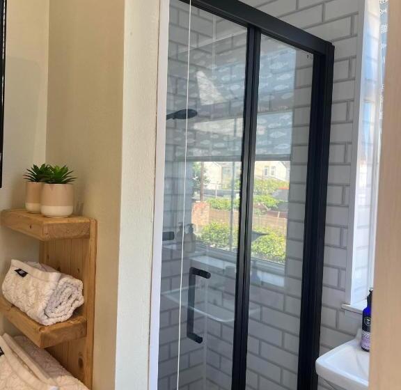 פנסיון Ocean Reach