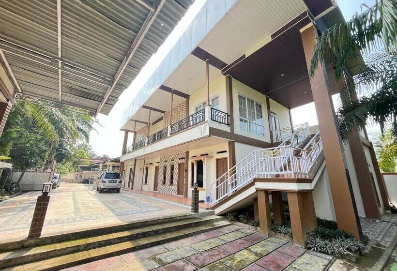 膳宿费 Villa Zahira & House 2