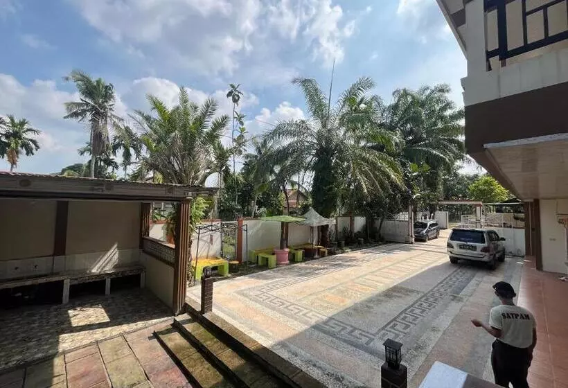 Majatalo Villa Zahira & House 2