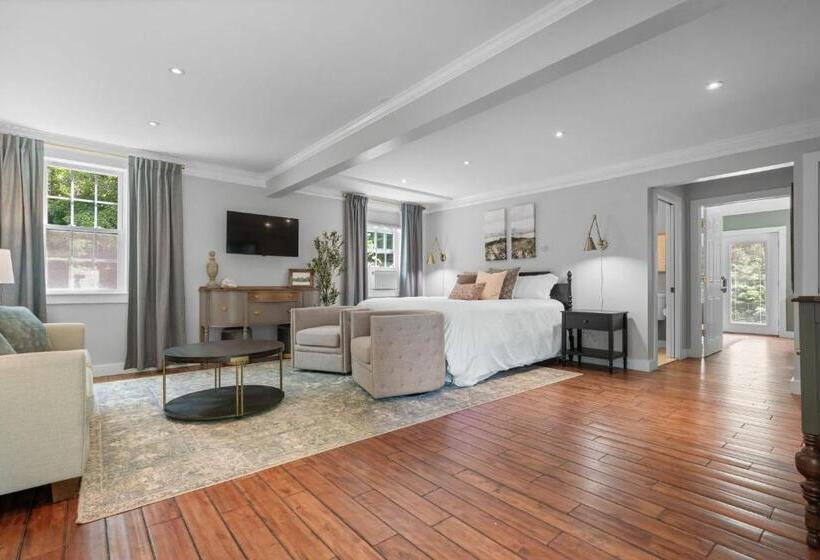 Общежитие The Aurora