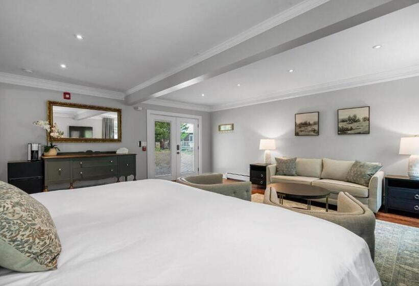 Общежитие The Aurora