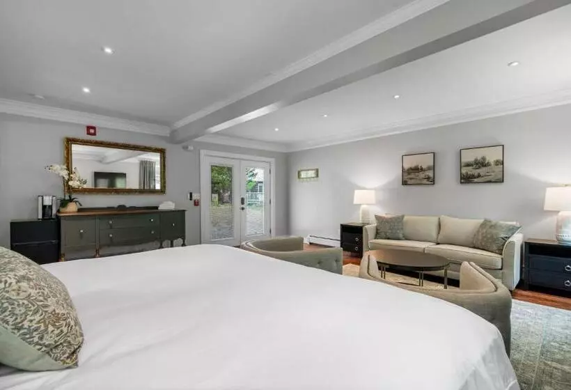 ユースホステル The Aurora