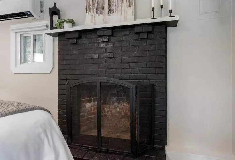 ユースホステル The Aurora